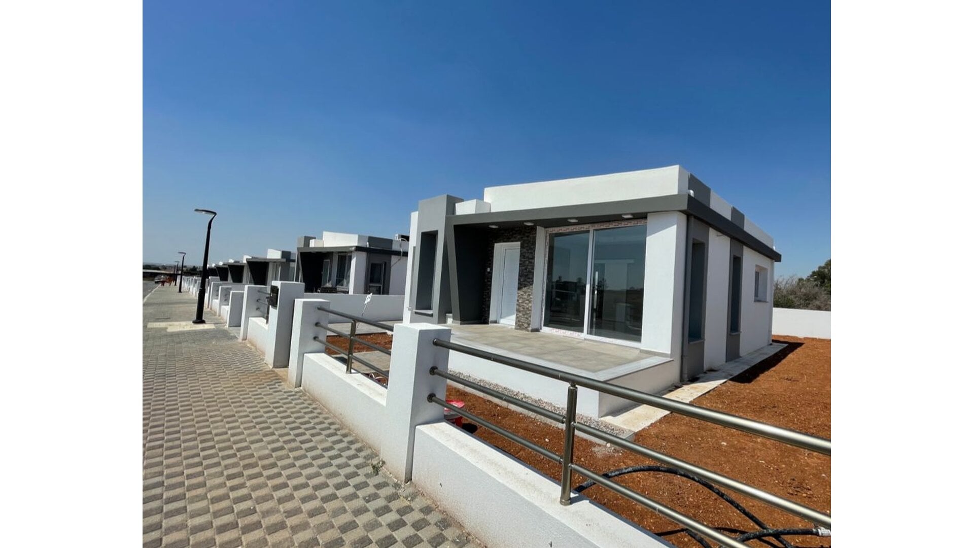 exterior 7