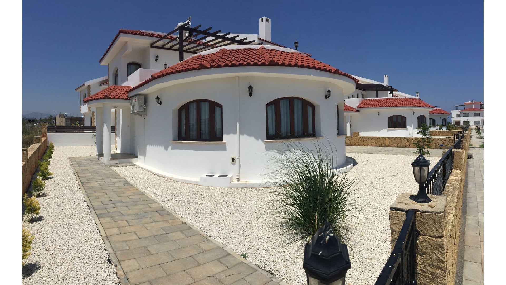 exterior 2