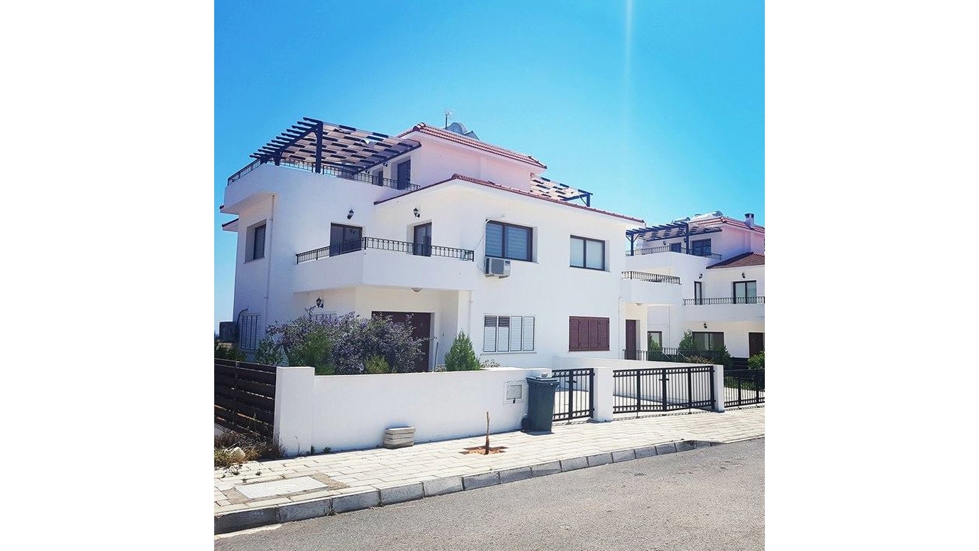 exterior 3